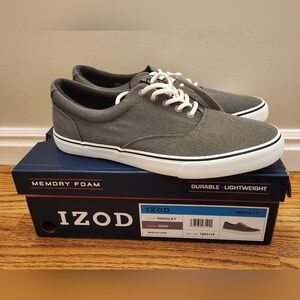 New In Box IZOD Men's Gray With White Lace Sneakers, Rangley Style